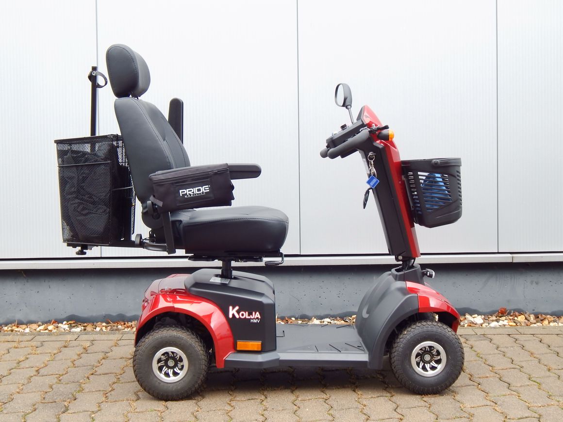 Kolja HMV rot Elektromobil mit Zubehör Verkauf im Kundenauftrag